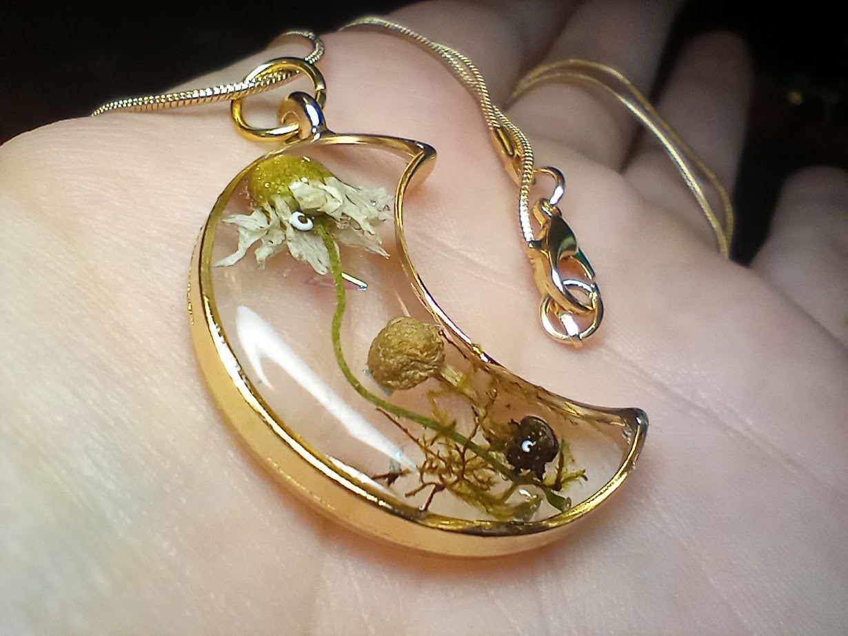 Chamomile Mushroom Moon Necklace