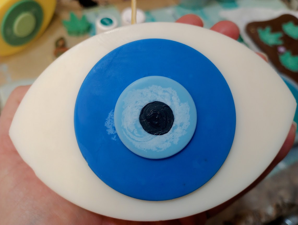 Seeing Eye Candle