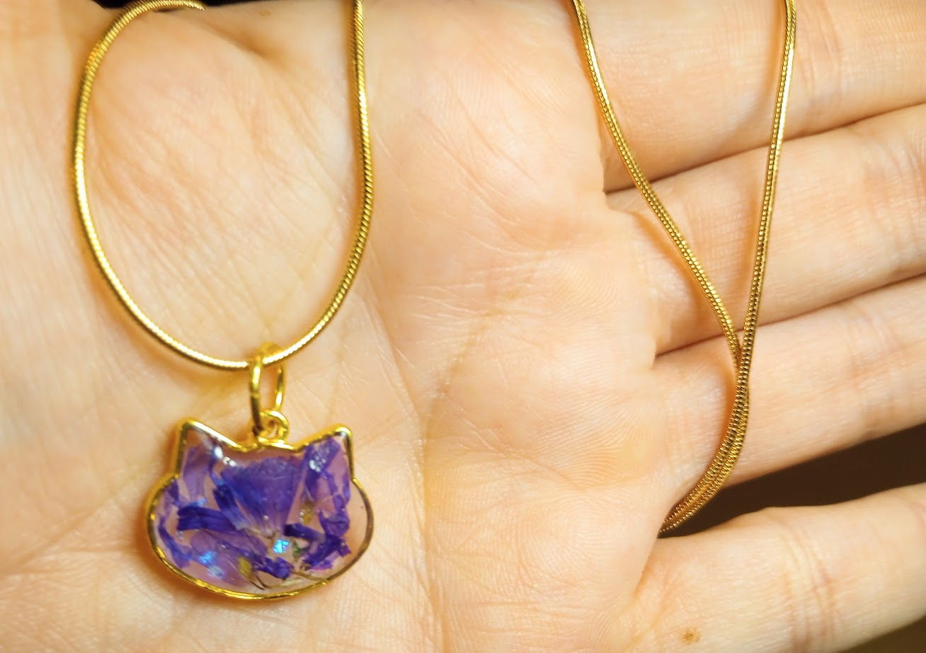Forget Me Not Kitty Necklace