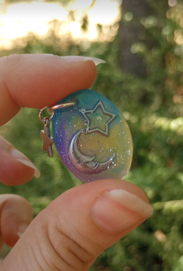 Stellar Moon Star UV Glow