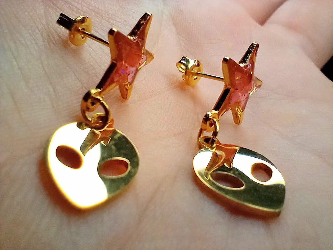 Alien Star UV Glow Studs