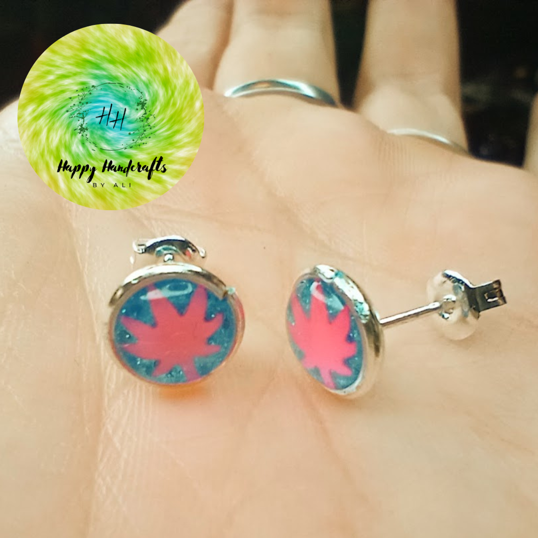 420 UV Glow Studs