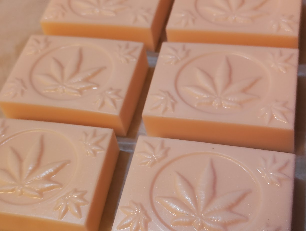 Heal + Hemp Bath Bar