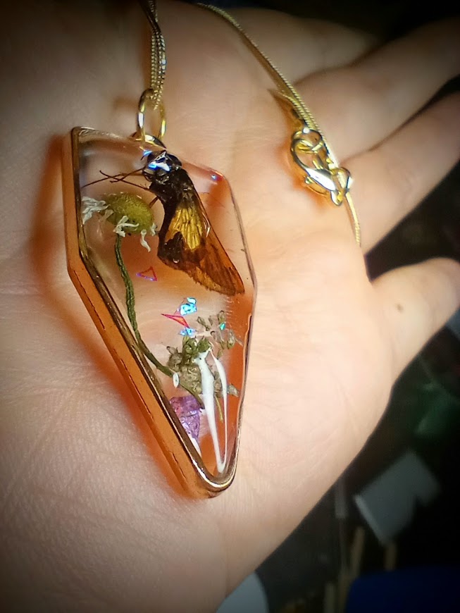 Chamomile & Lavender Moth Necklace