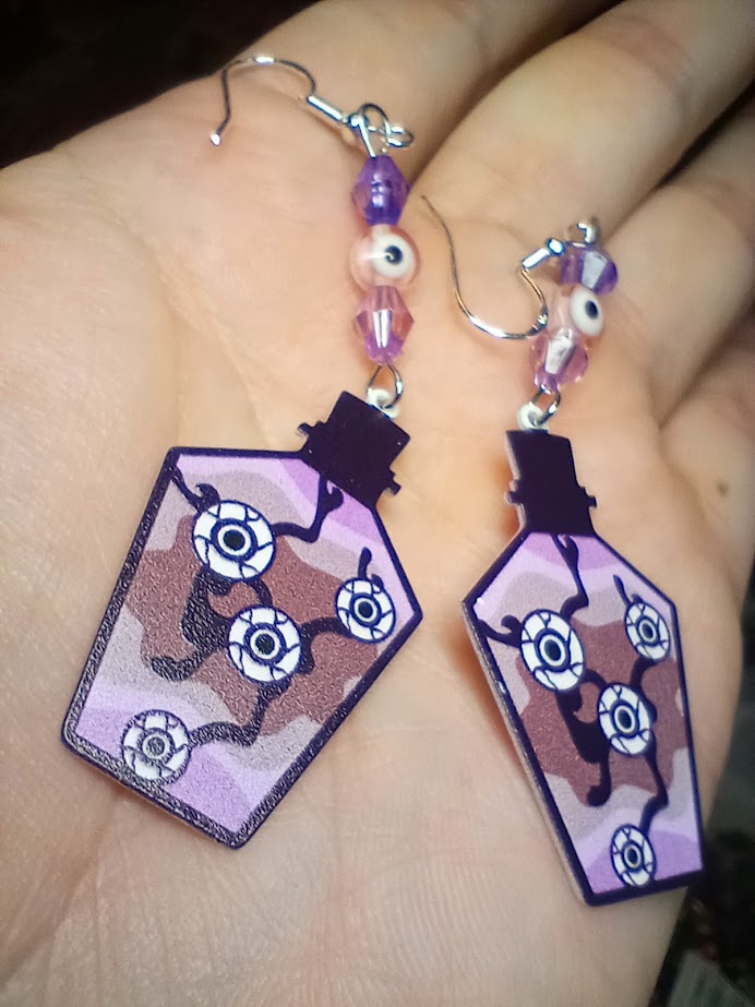 Eyeball Potion Dangles