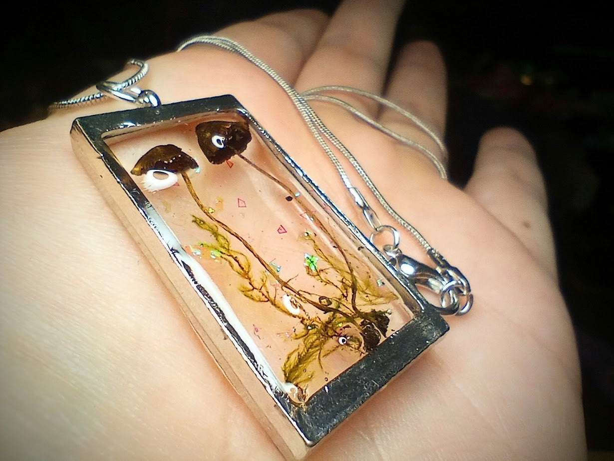Mushy Friends Rectangle Necklace