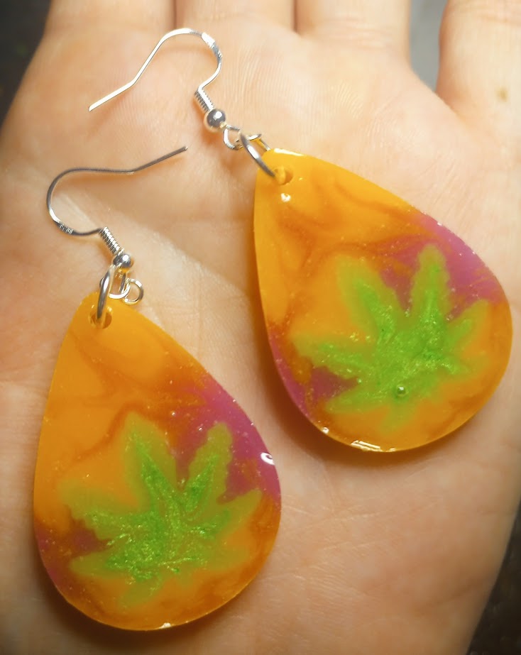 Leaf Swirl Resin Dangles