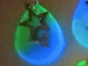 Spaceship Star UV Glow