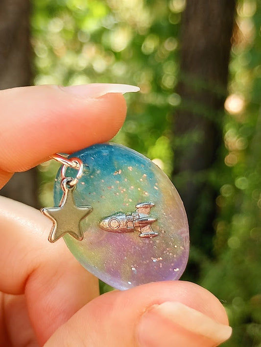 Stellar Spaceship Star UV Glow