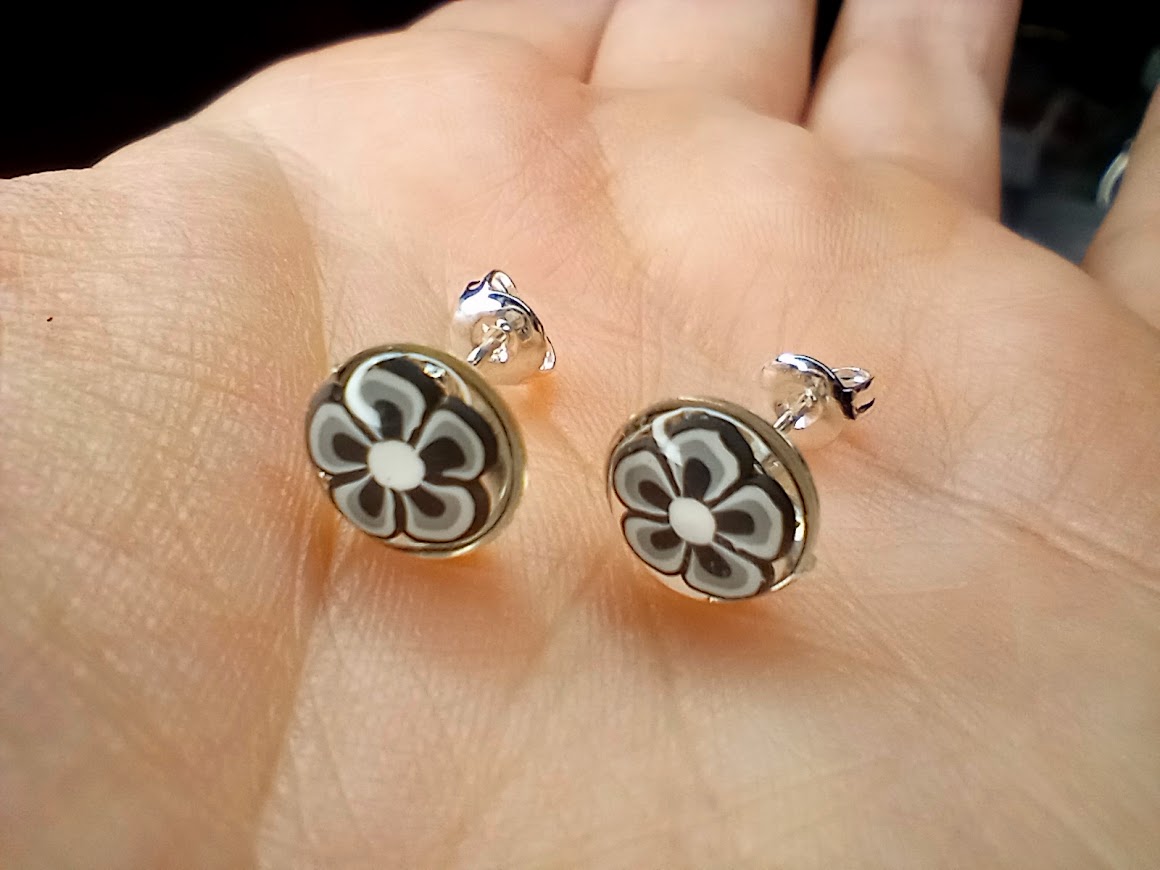 Black and Gray Flower Studs