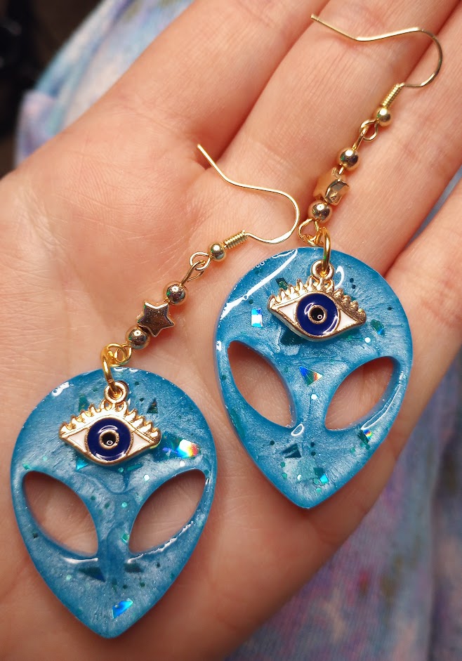 Third Eye Alien UV Glow Dangles
