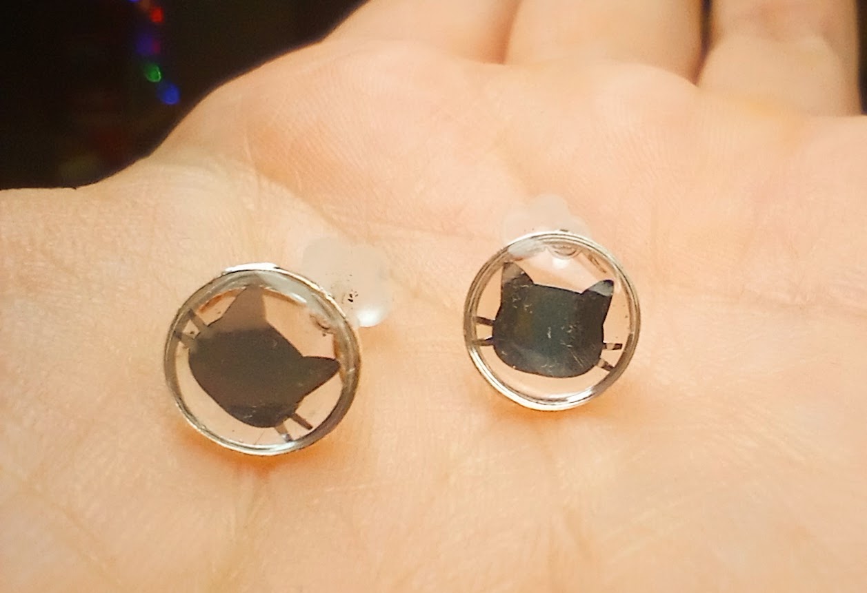 Silver Cat Studs