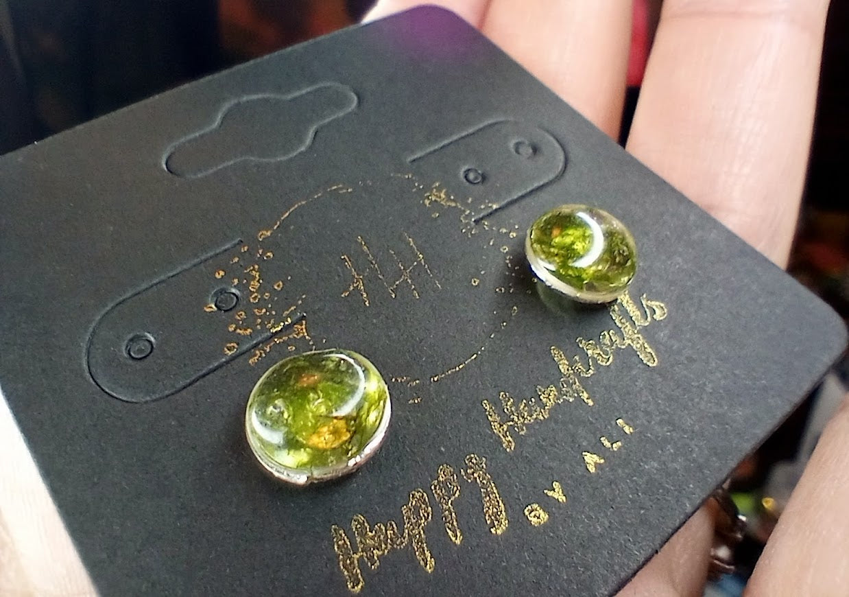 Tree Moss Studs